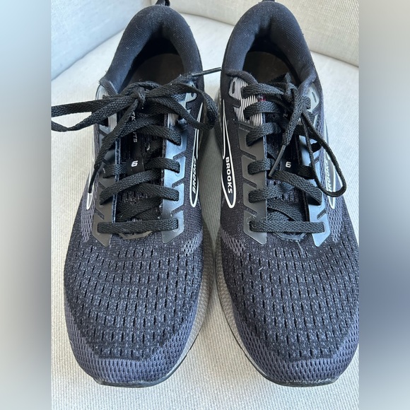 Brooks Levitate GTS 6 Womens Shoes Sz 8 B Road Running Athletic Black Sneakers - Picture 6 of 8